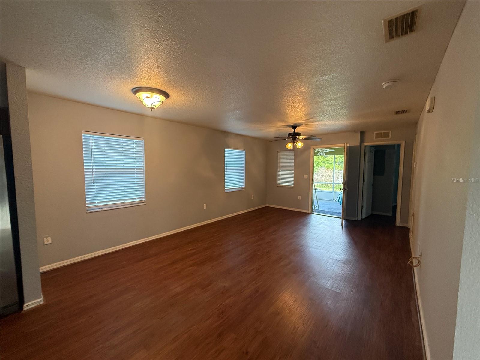 202 Owens Rd Property Photo 4