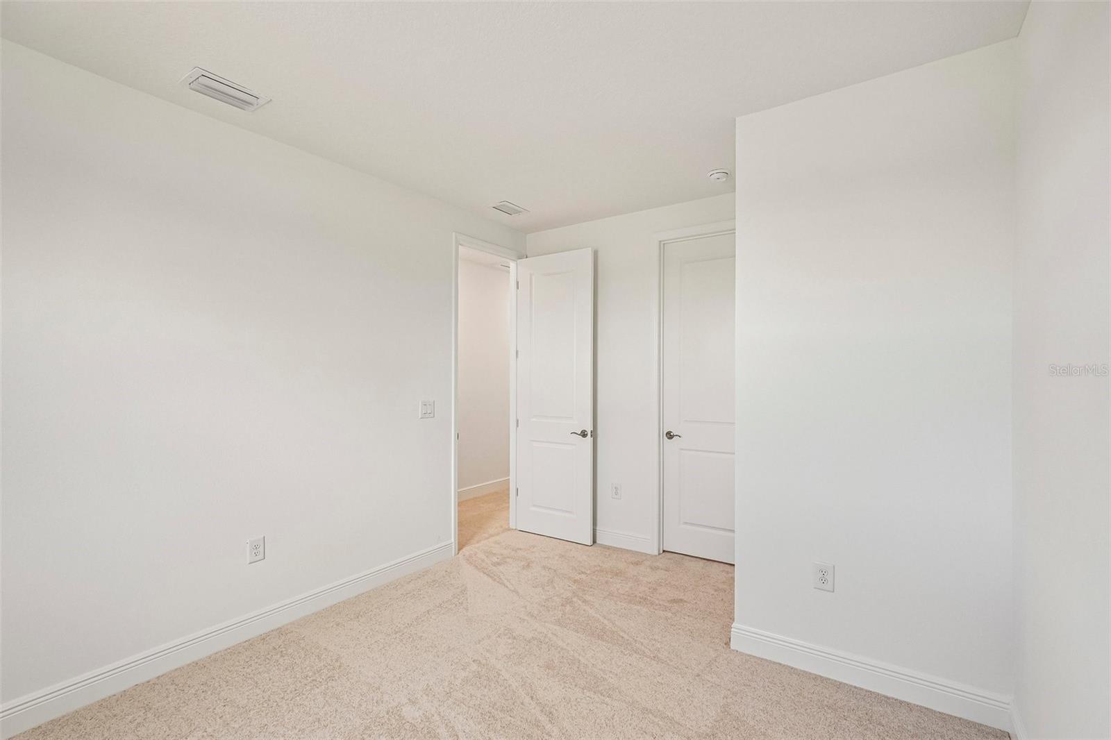 9706 Crystal Isles Cir Property Photo 27