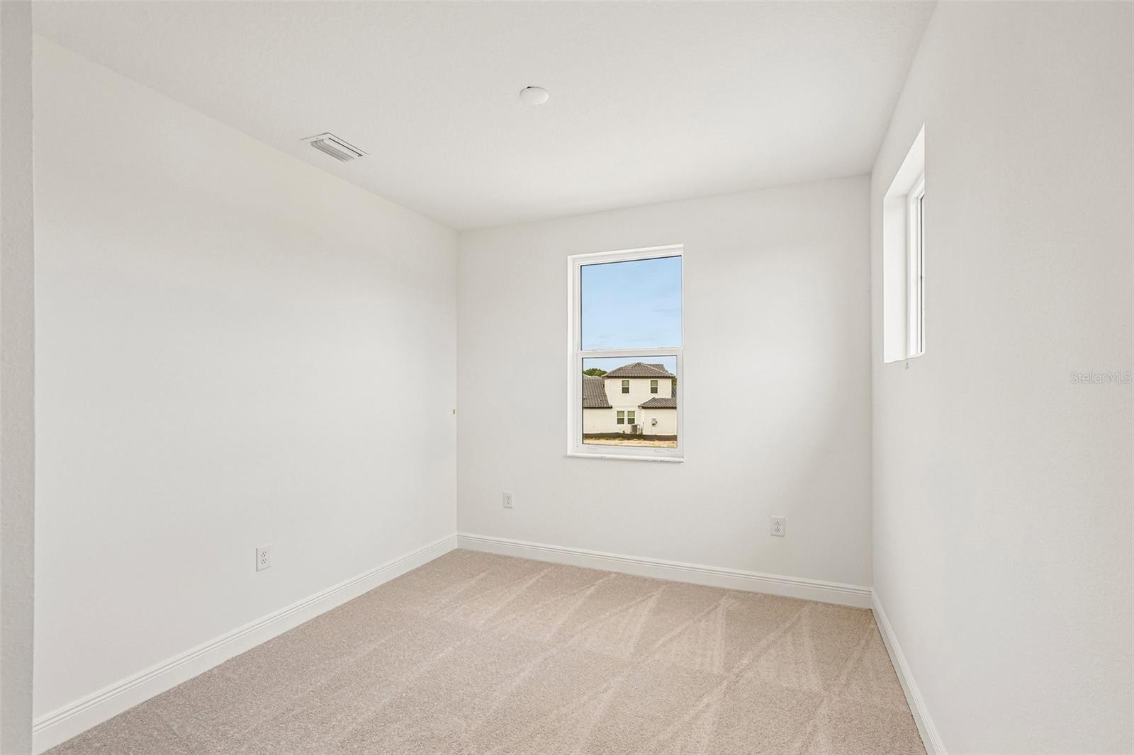 9706 Crystal Isles Cir Property Photo 28