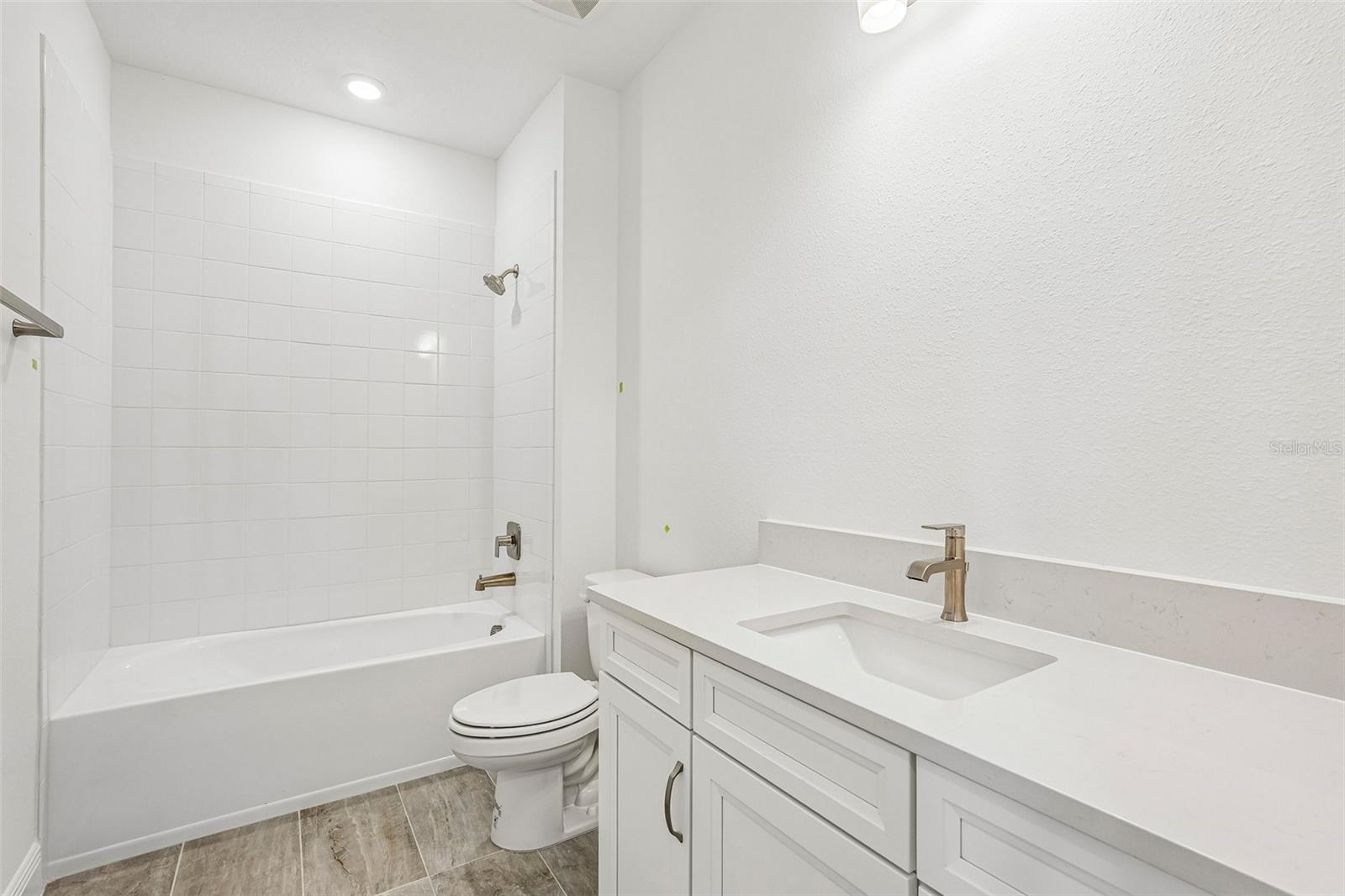 9706 Crystal Isles Cir Property Photo 30