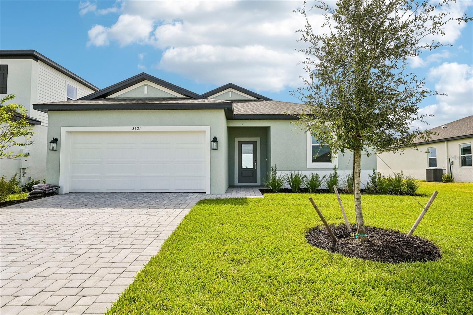 8721 Canard Cv Property Photo 1