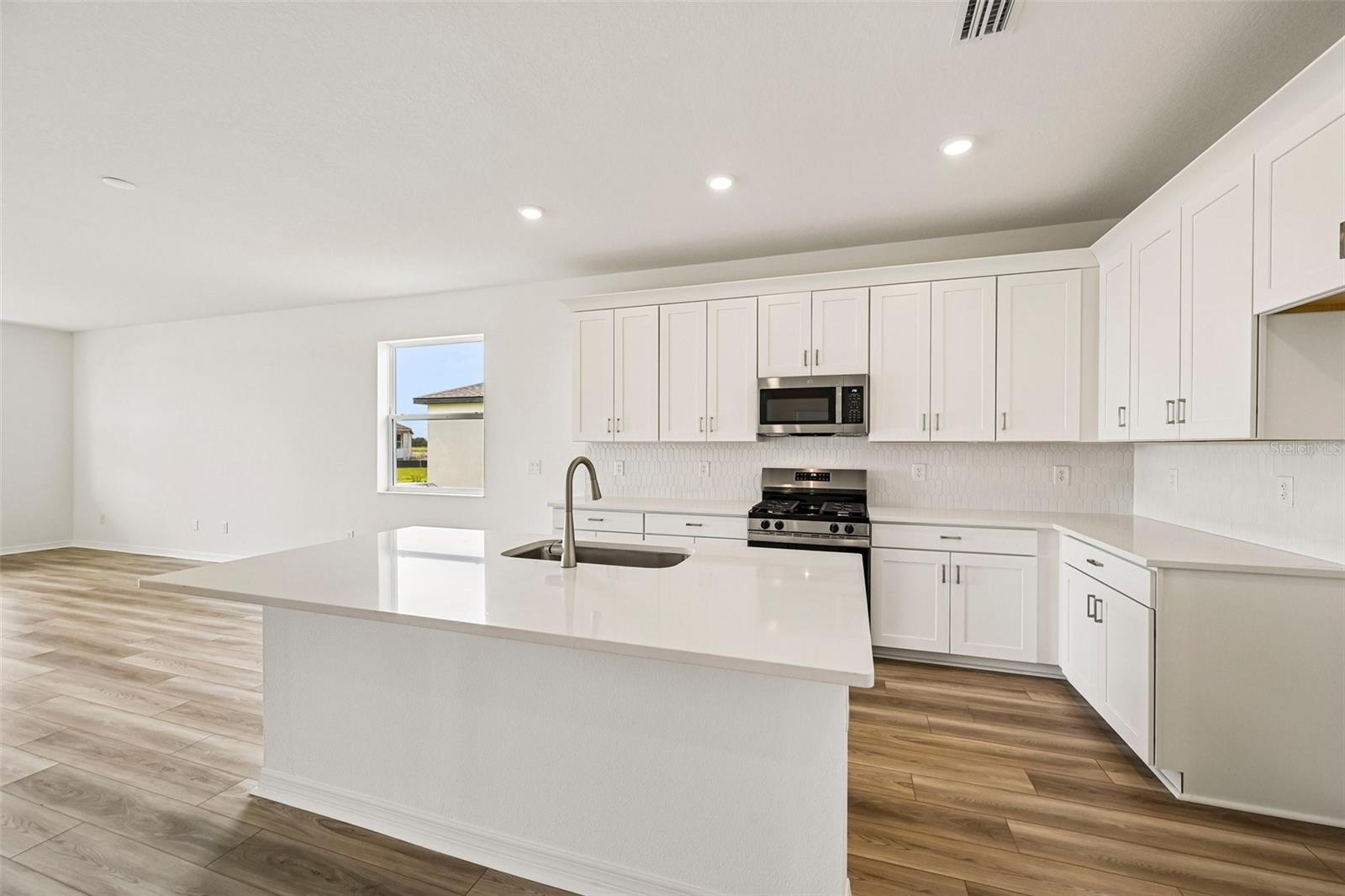 8721 Canard Cv Property Photo 4