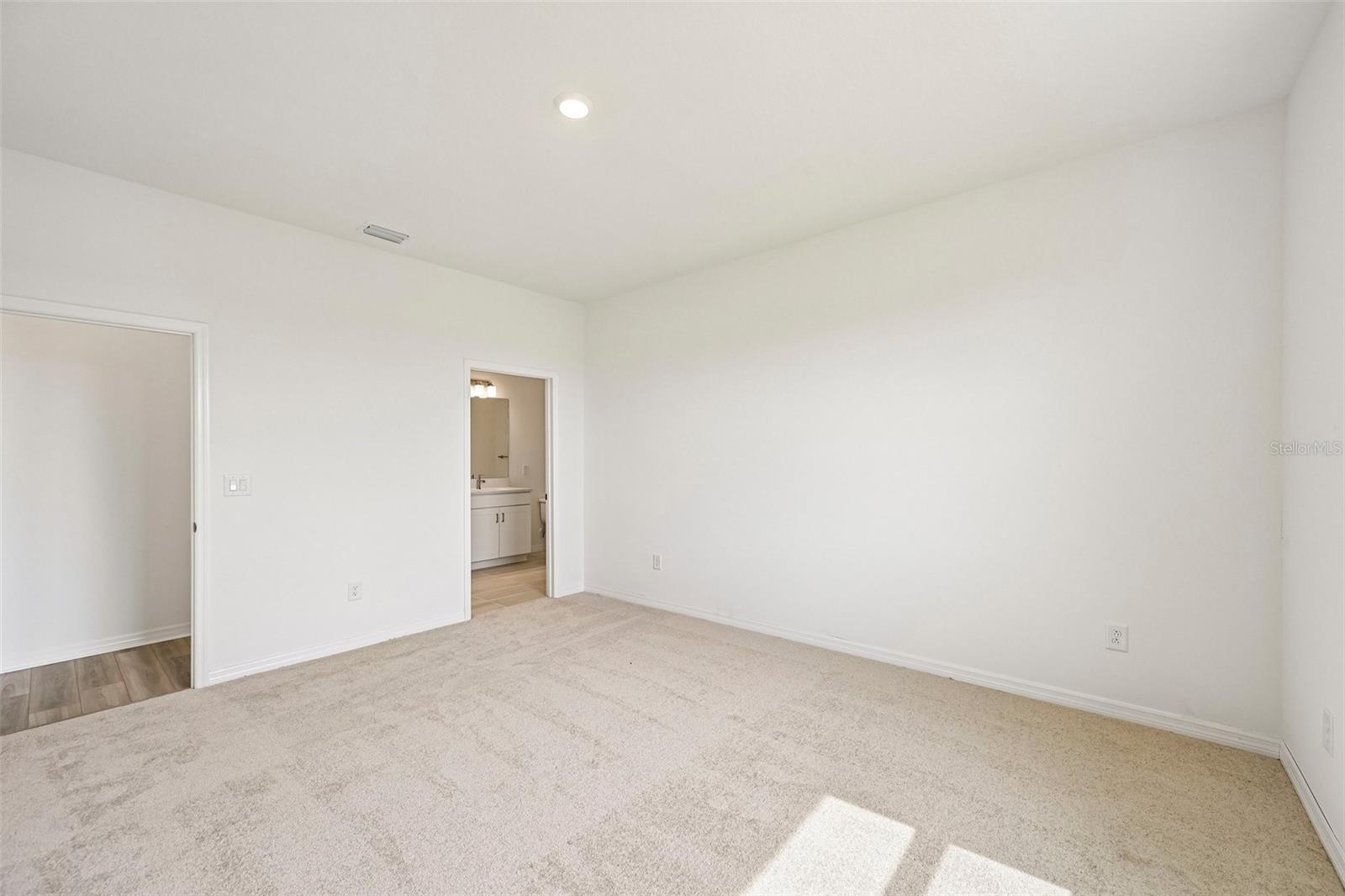 8721 Canard Cv Property Photo 22