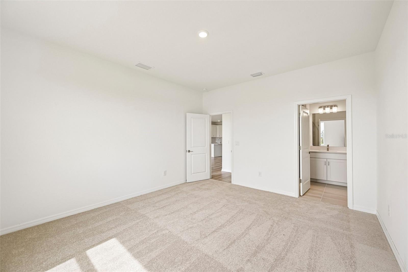 8721 Canard Cv Property Photo 23