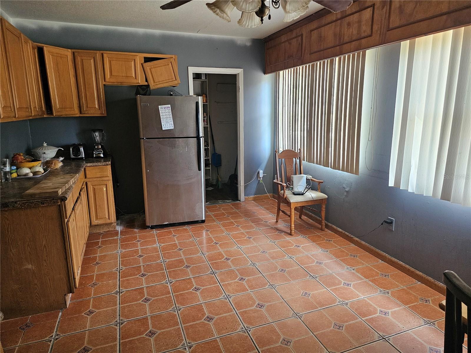 44 W Summit St Property Photo 4