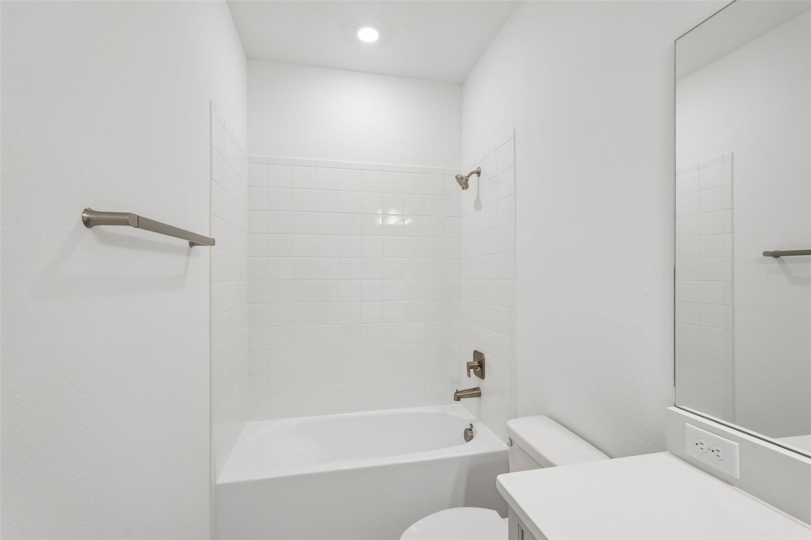 8125 Fairchild Ave Property Photo 23