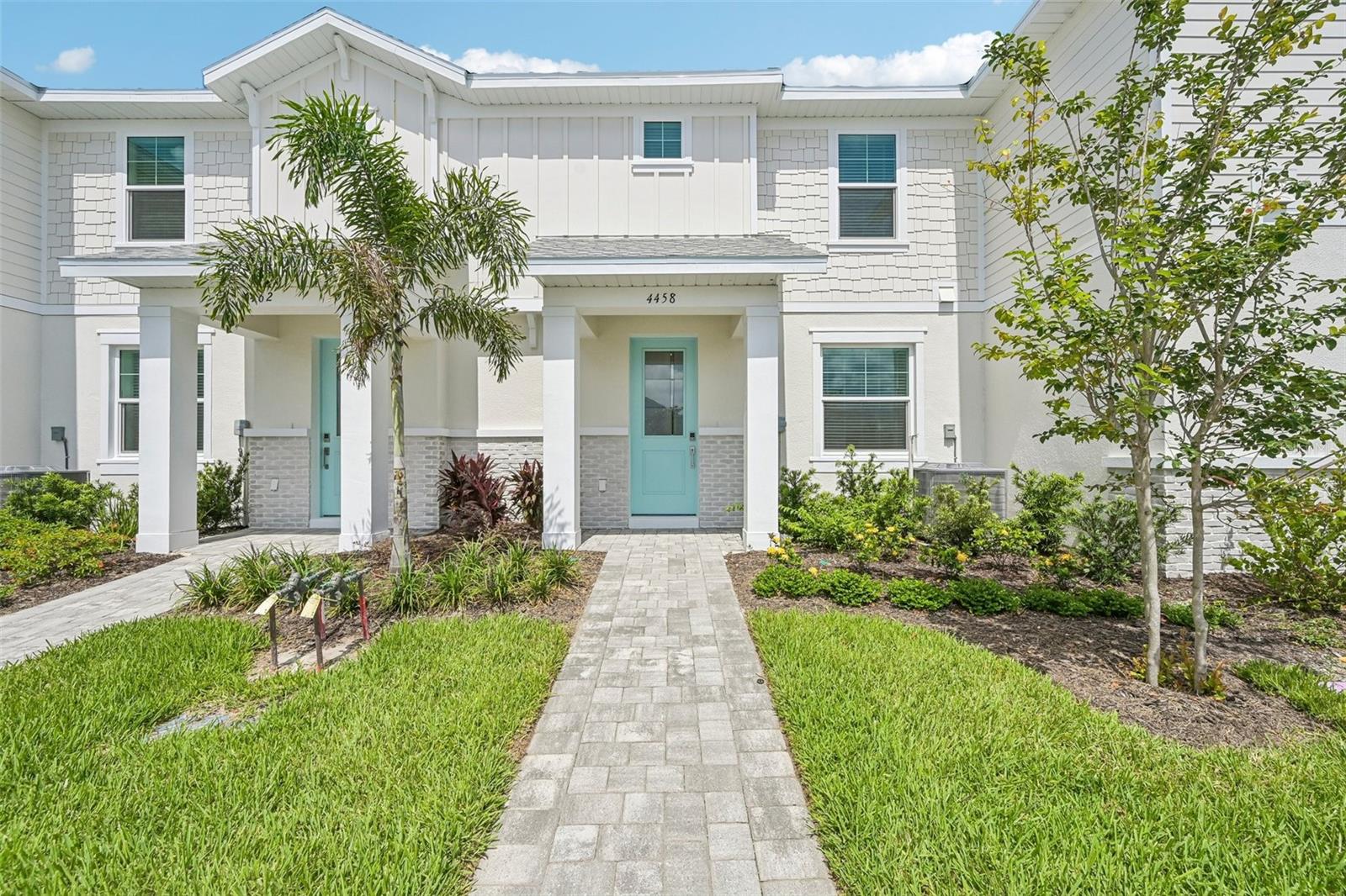 4458 SUNSET GARDEN ST Property Photo 1