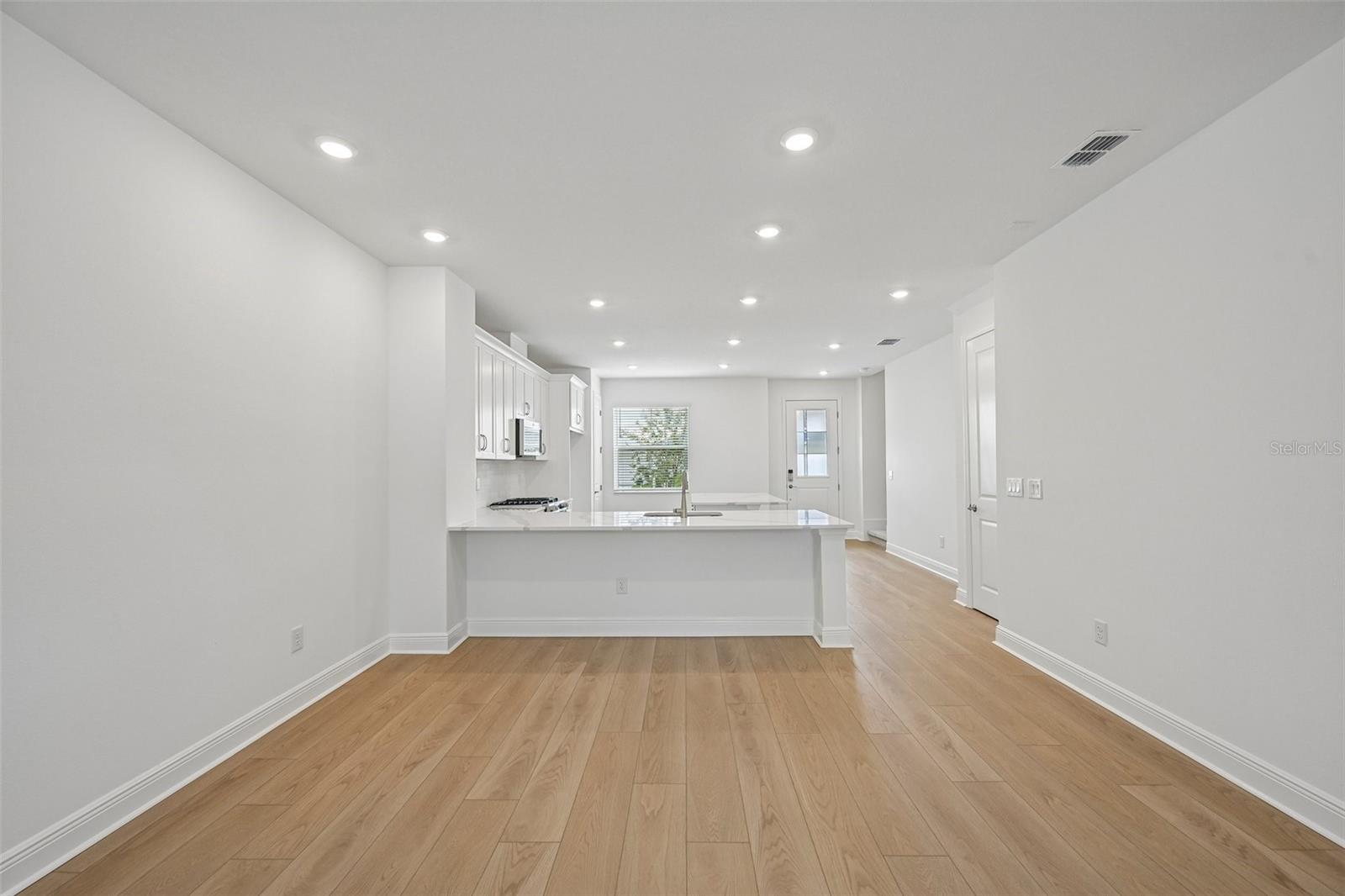4458 Sunset Garden St Property Photo 12