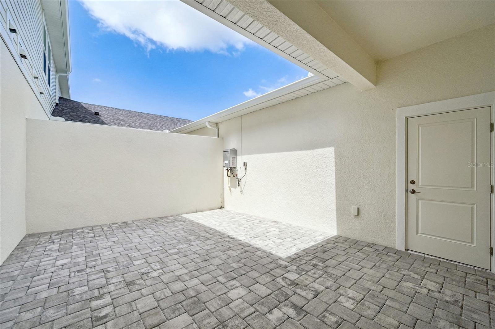 4442 Sunset Garden St Property Photo 2