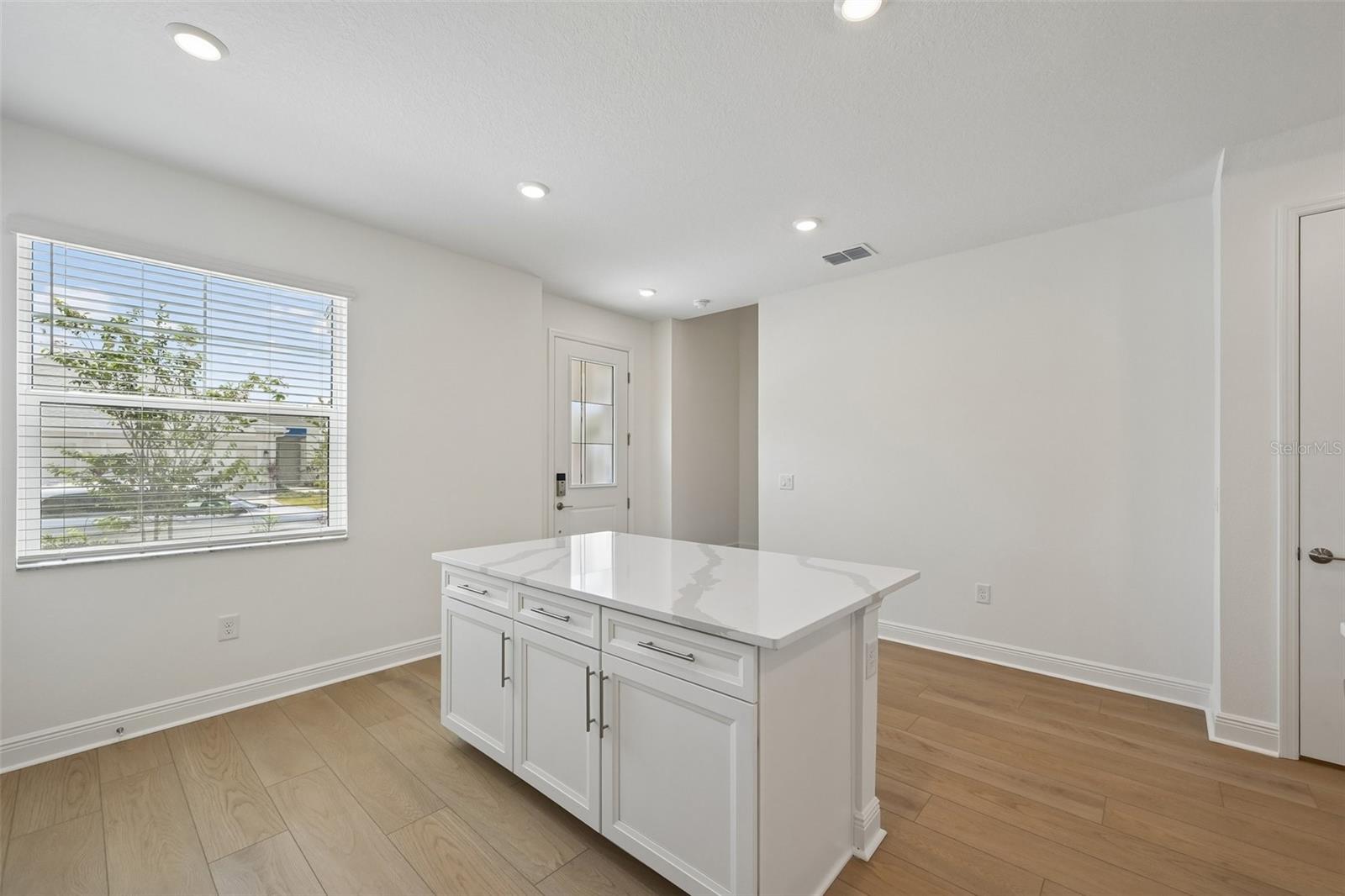 4442 Sunset Garden St Property Photo 7