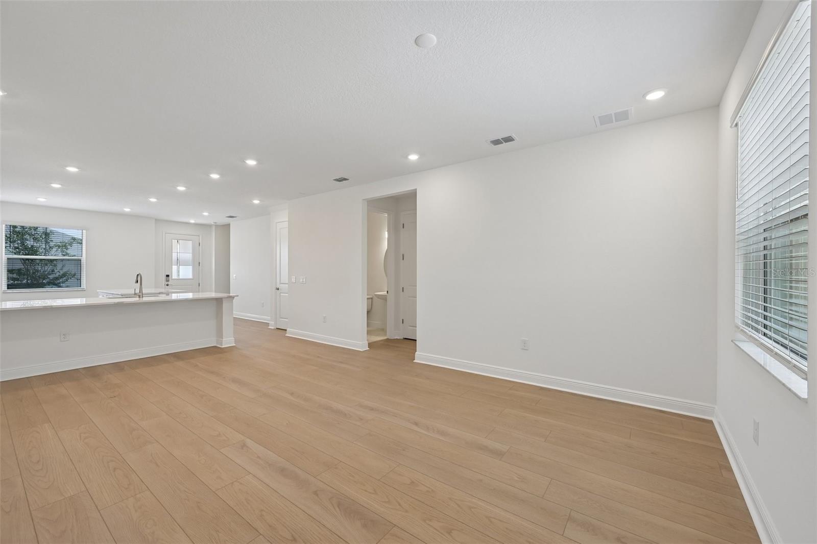 4442 Sunset Garden St Property Photo 10
