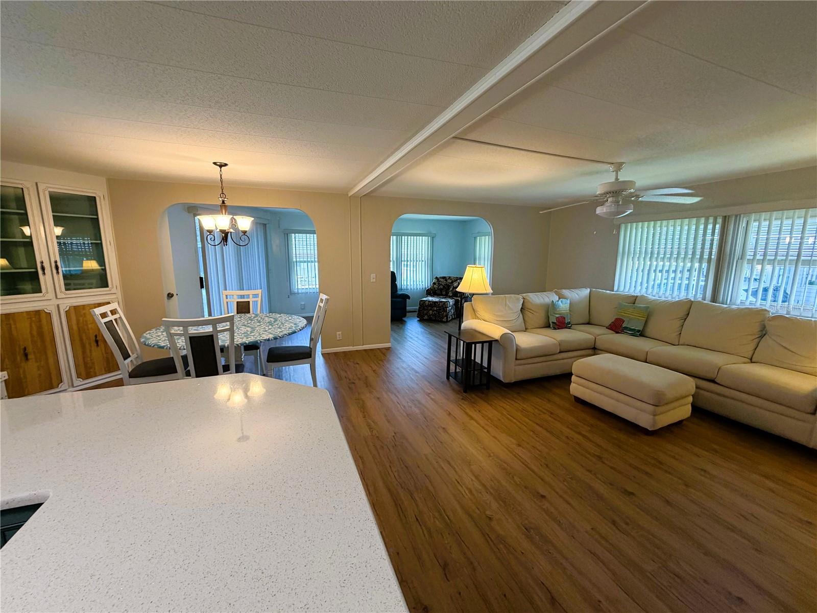 101 Marigold St Property Photo 25