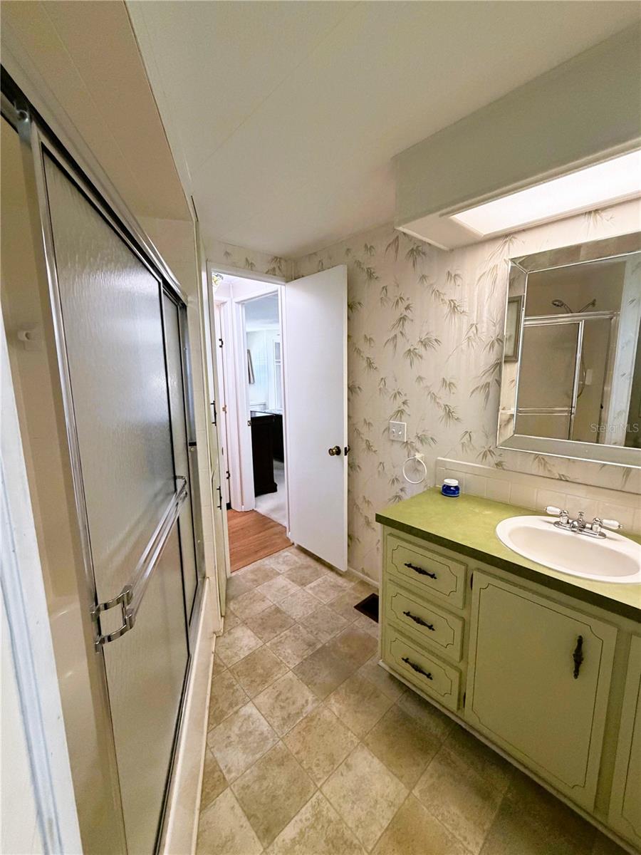 101 Marigold St Property Photo 29