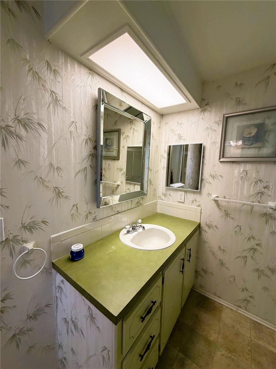 101 Marigold St Property Photo 32