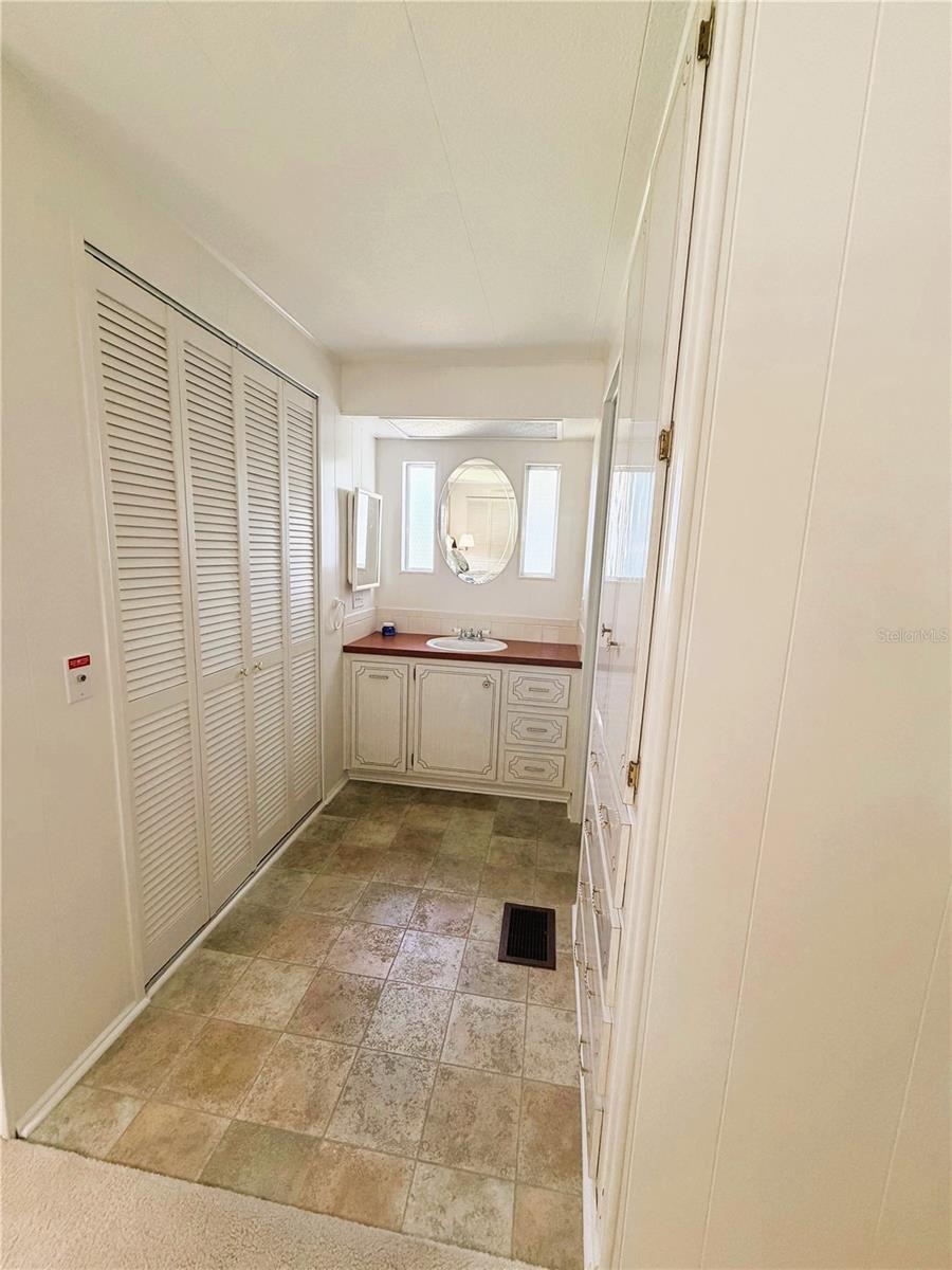 101 Marigold St Property Photo 43