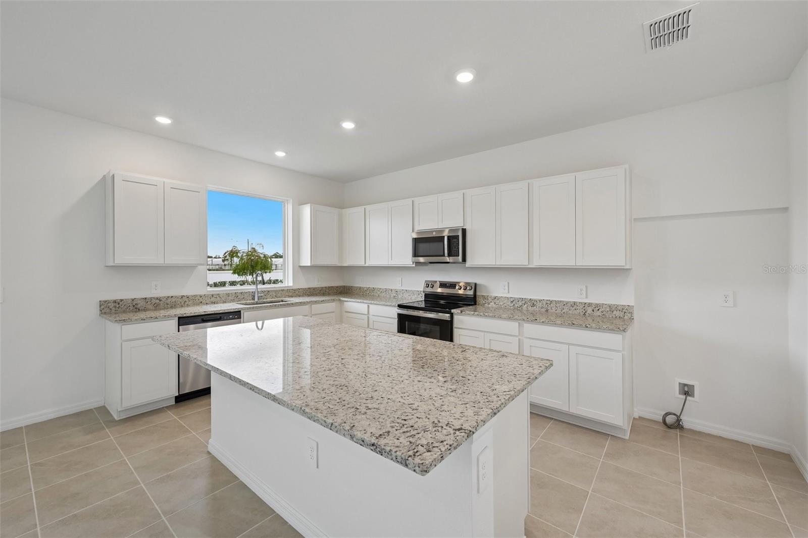 4508 Outhaul Run Property Photo 5