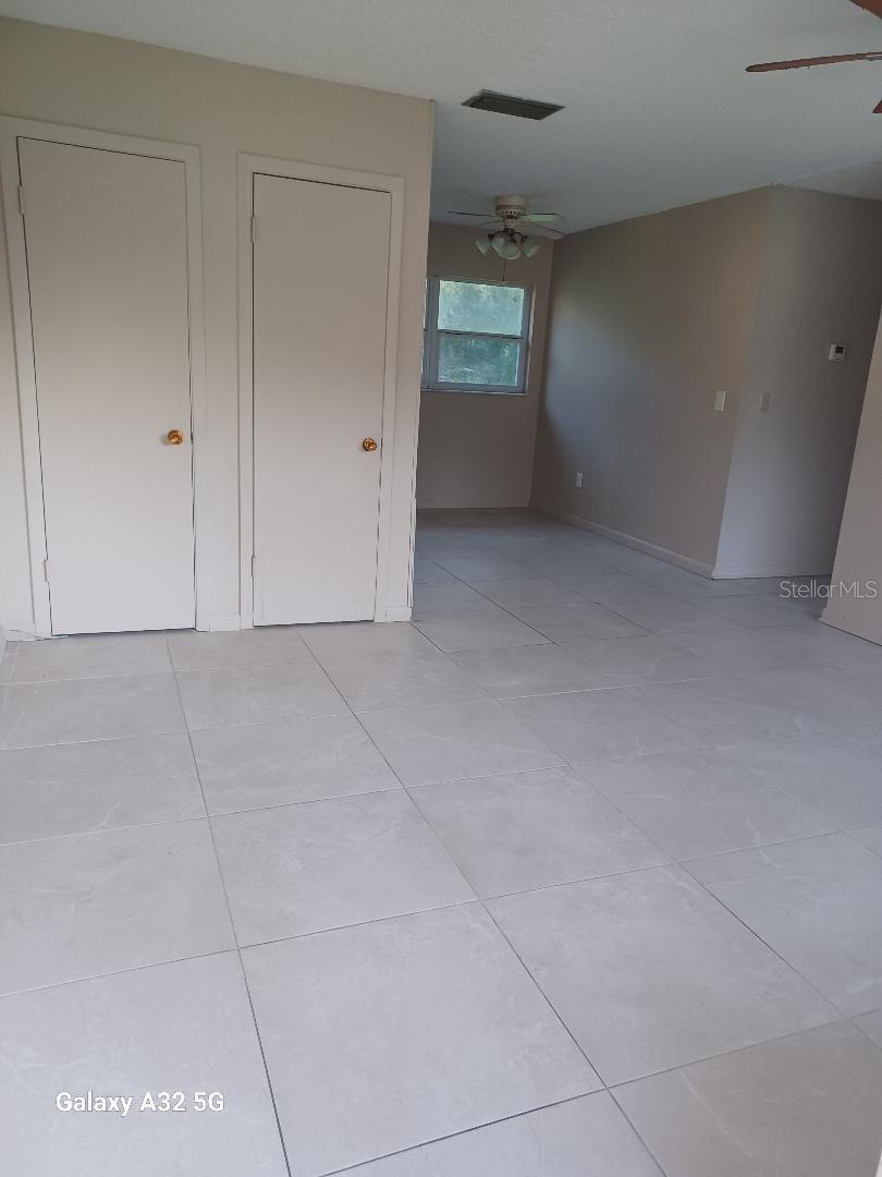 6408 Sunshine St Property Photo 3