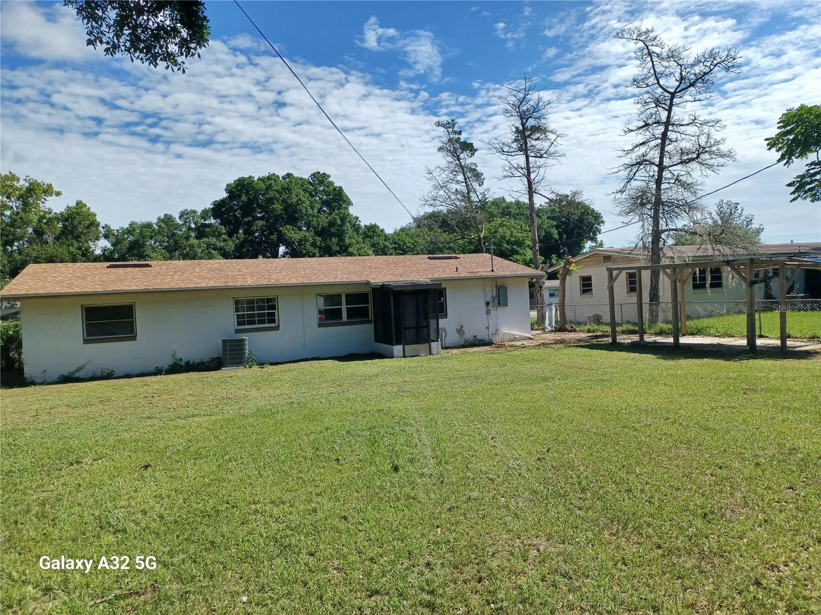 6408 Sunshine St Property Photo 7