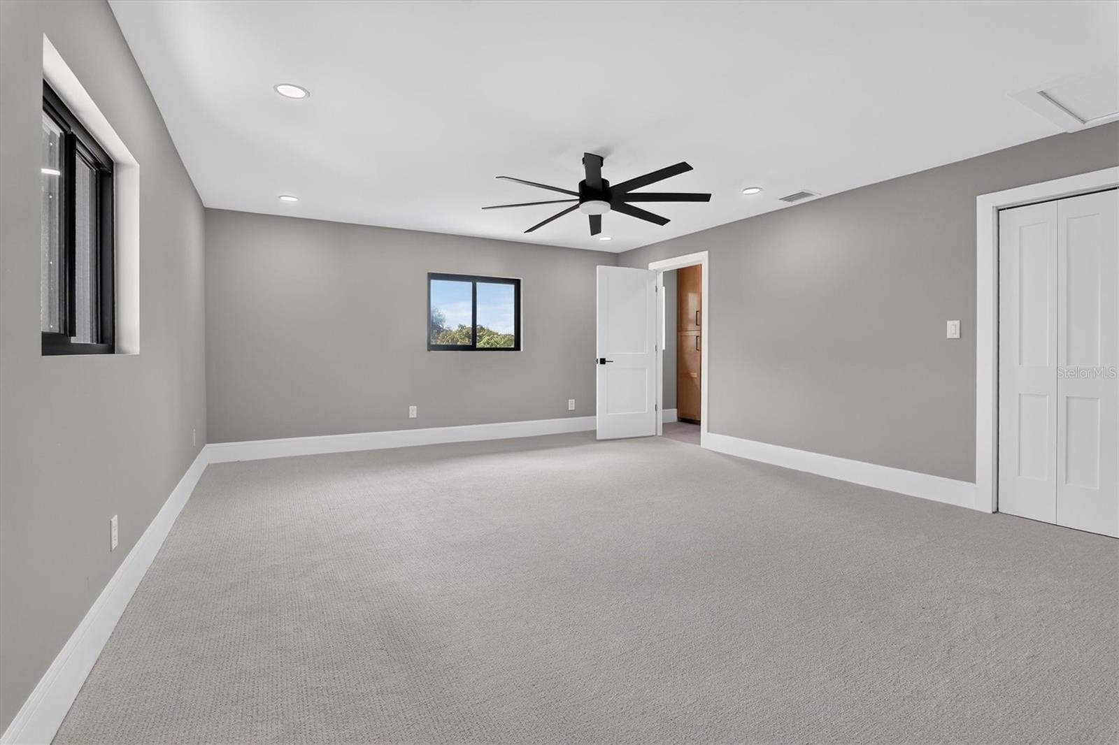 2491 Lauder Dr Property Photo 12