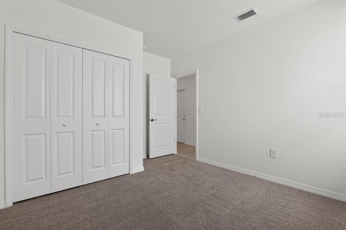 9509 Vibrant Ln Property Photo 10