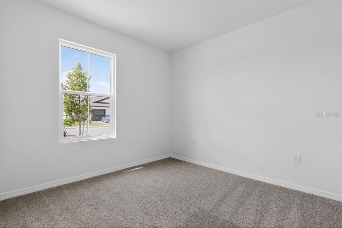 9509 Vibrant Ln Property Photo 12