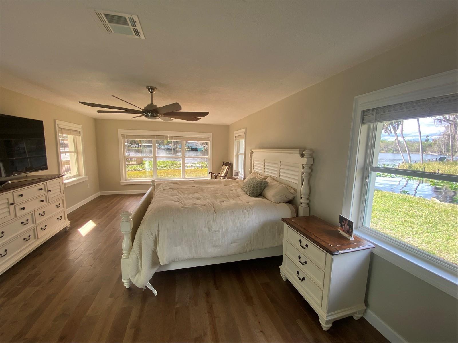 1645 Spring Garden Dr Property Photo 17
