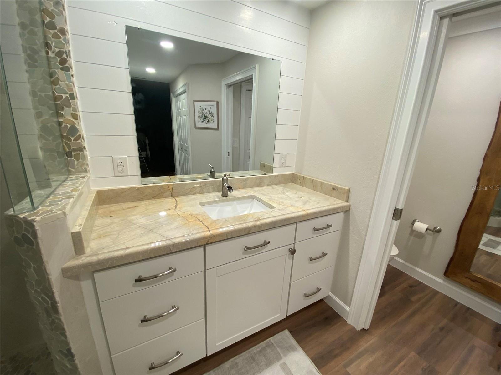 1645 Spring Garden Dr Property Photo 30
