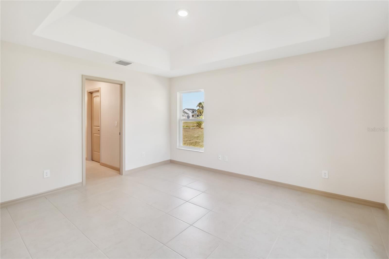 4255 Tucker Ave Property Photo 5
