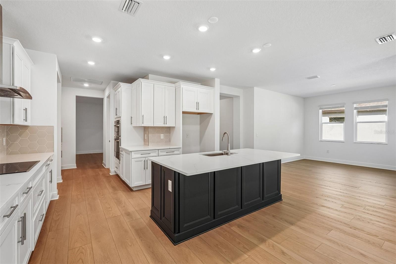 3769 142nd Ter E Property Photo 4