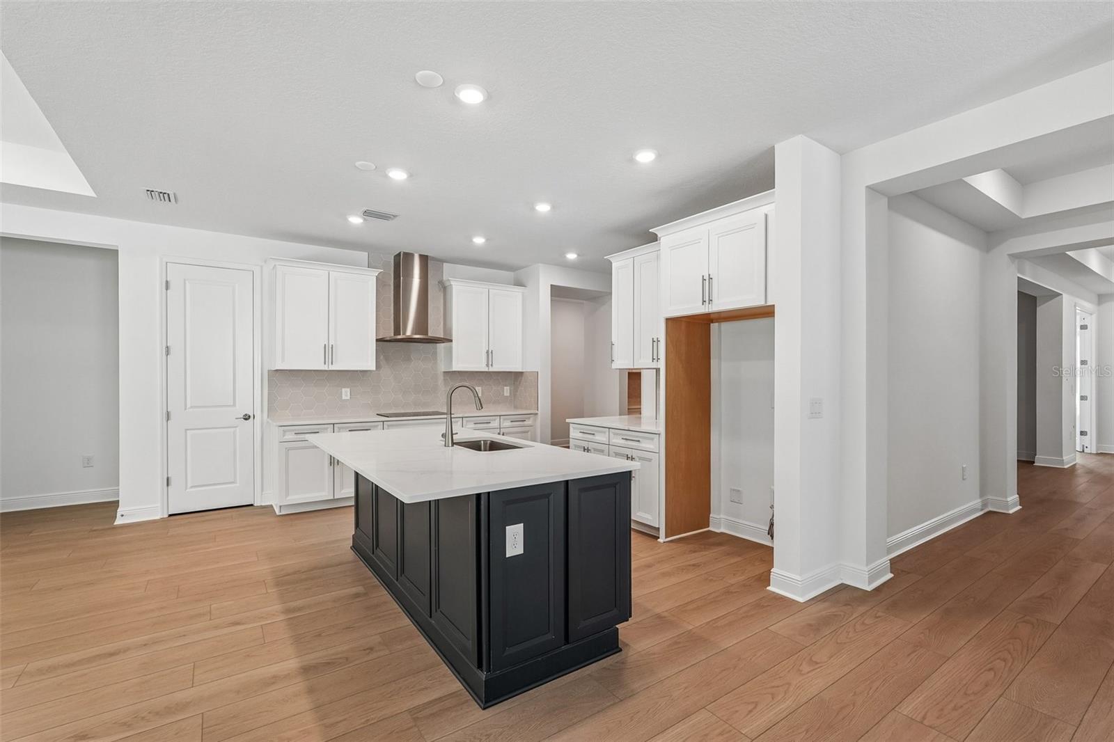 3769 142nd Ter E Property Photo 5