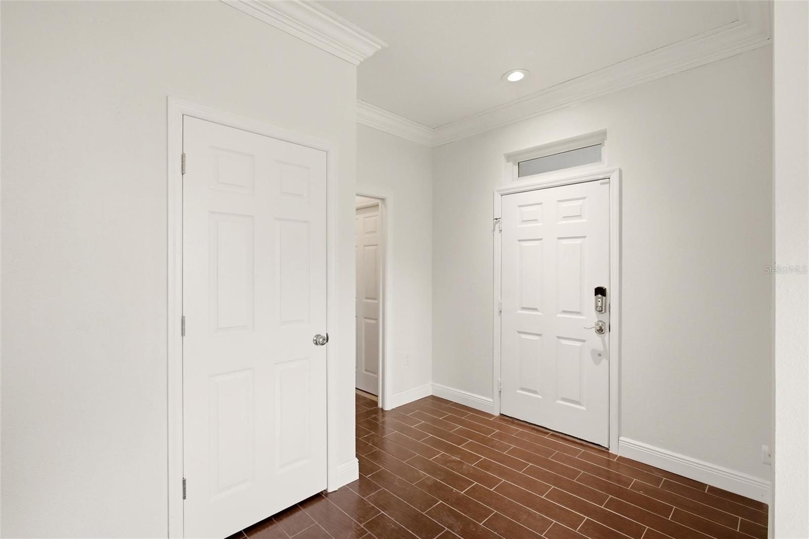 12347 Hollybush Ter Property Photo 4