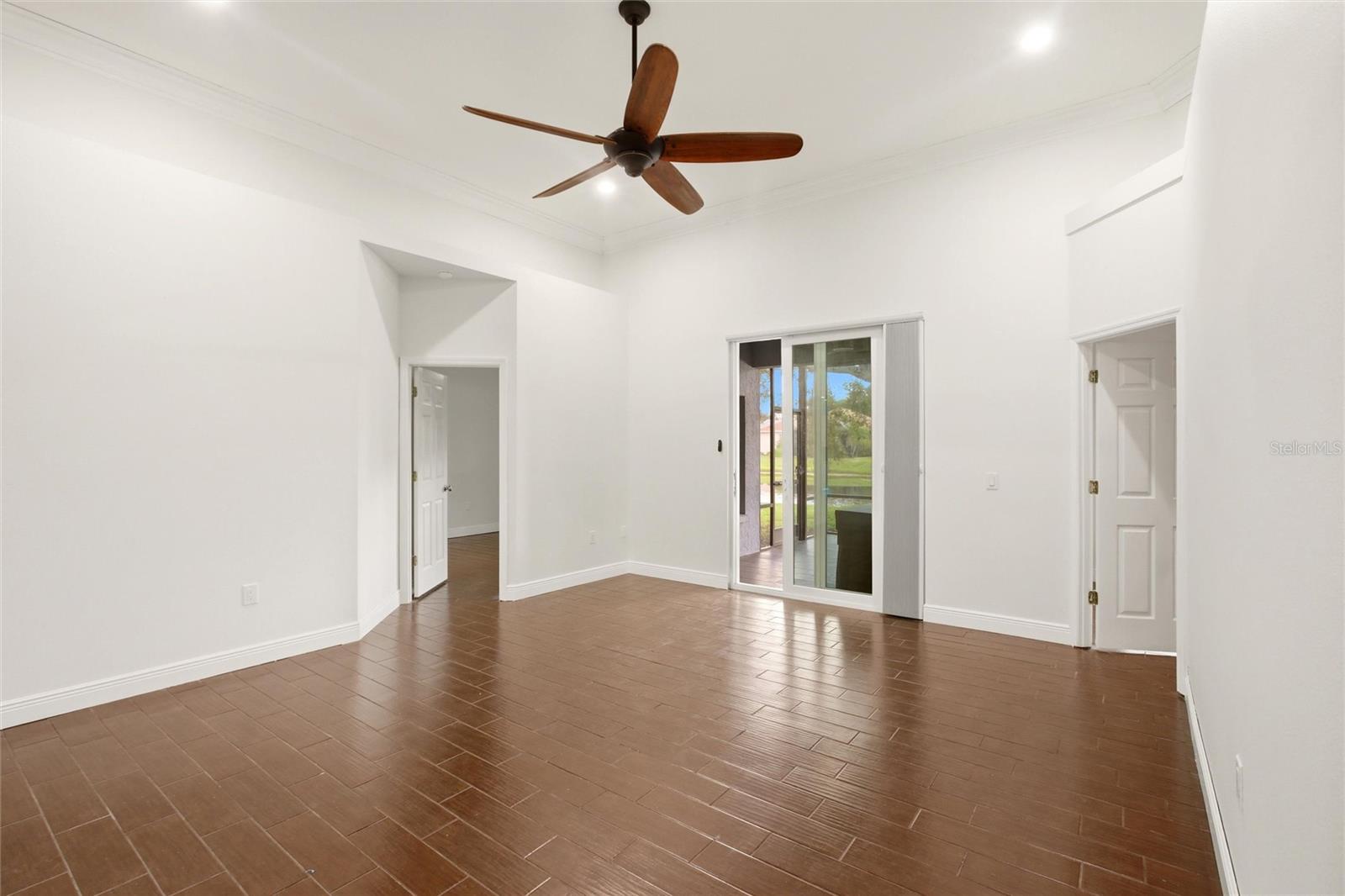 12347 Hollybush Ter Property Photo 6