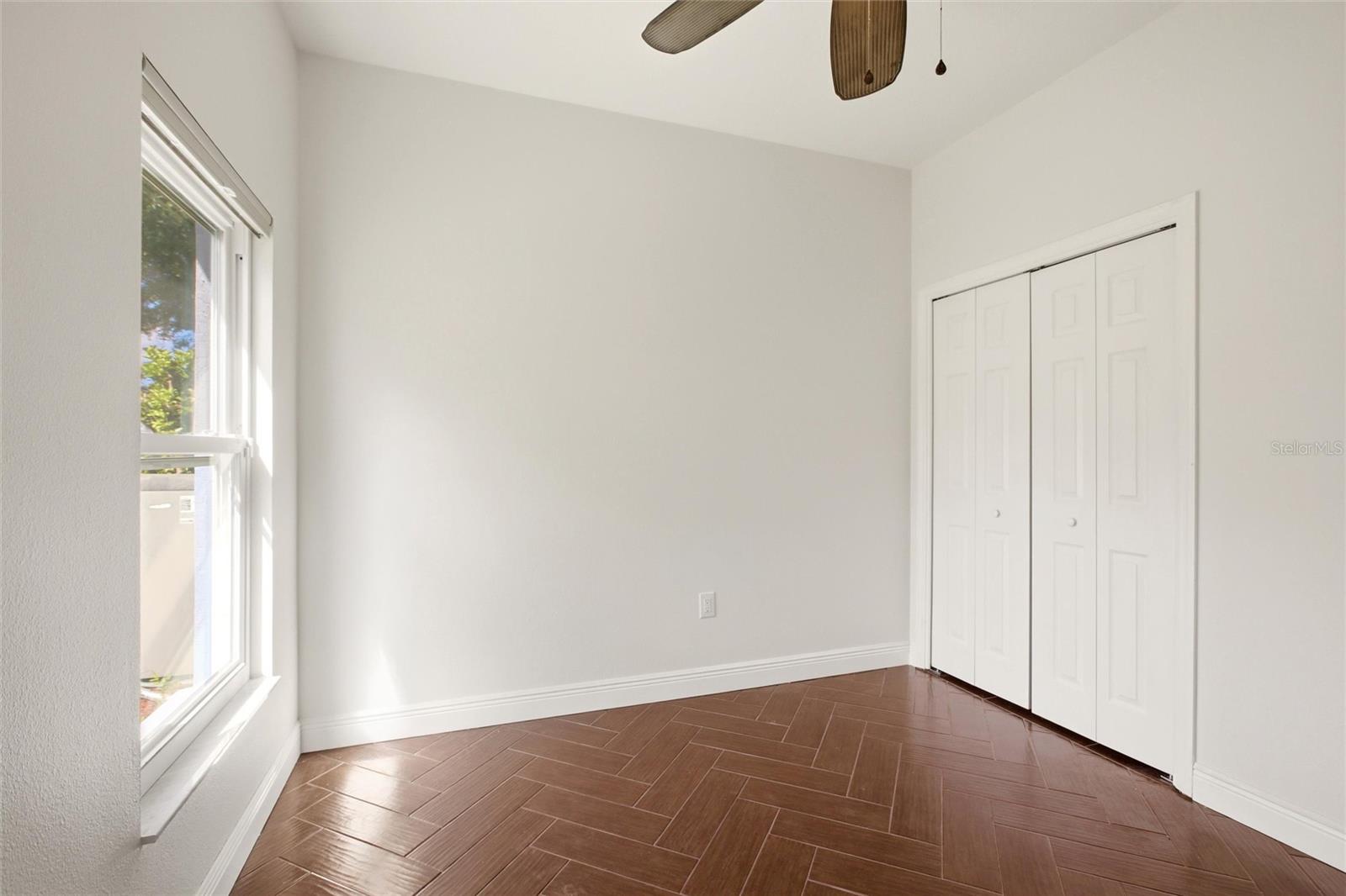 12347 Hollybush Ter Property Photo 29