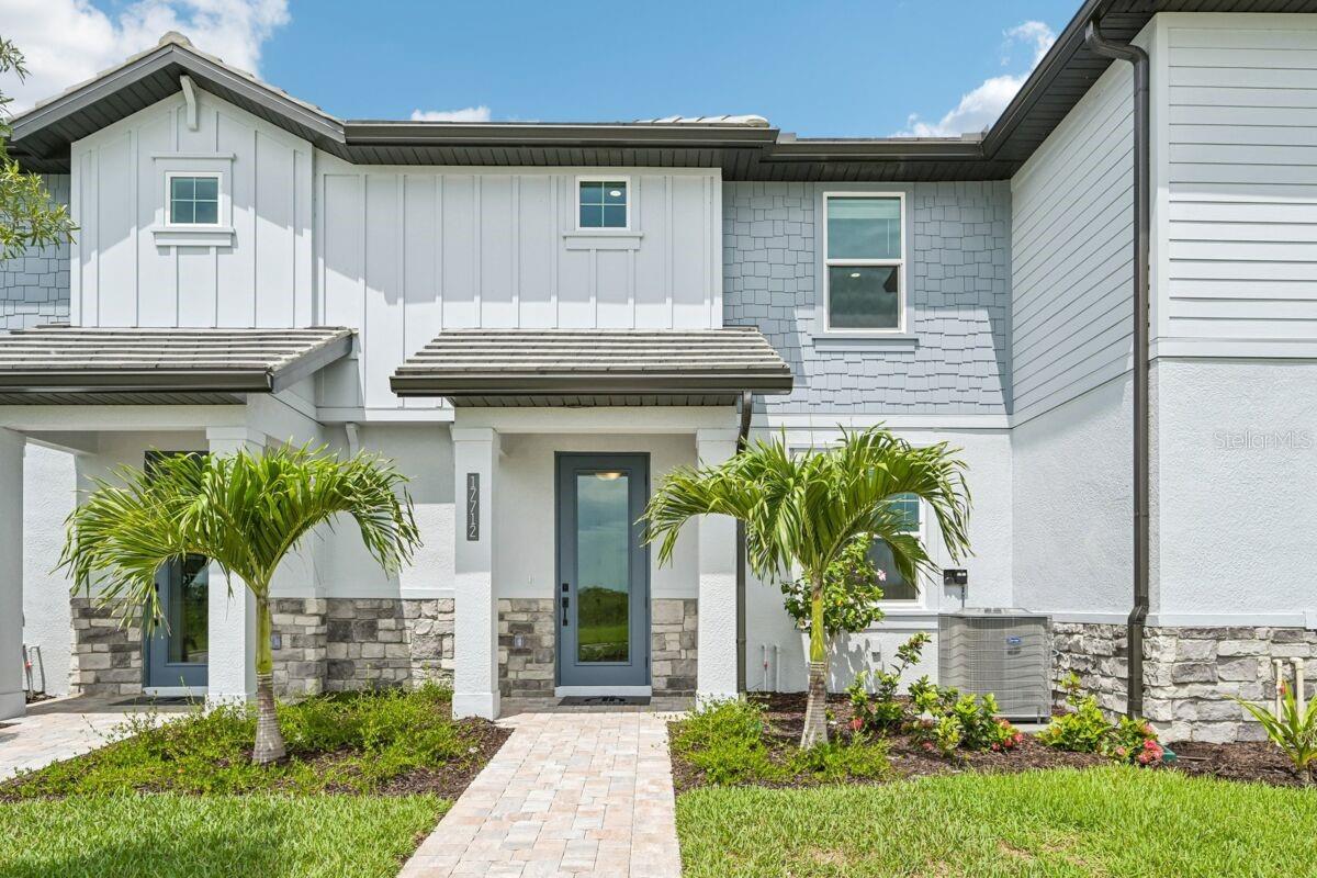 17712 BROADLEAF LOOP Property Photo 1