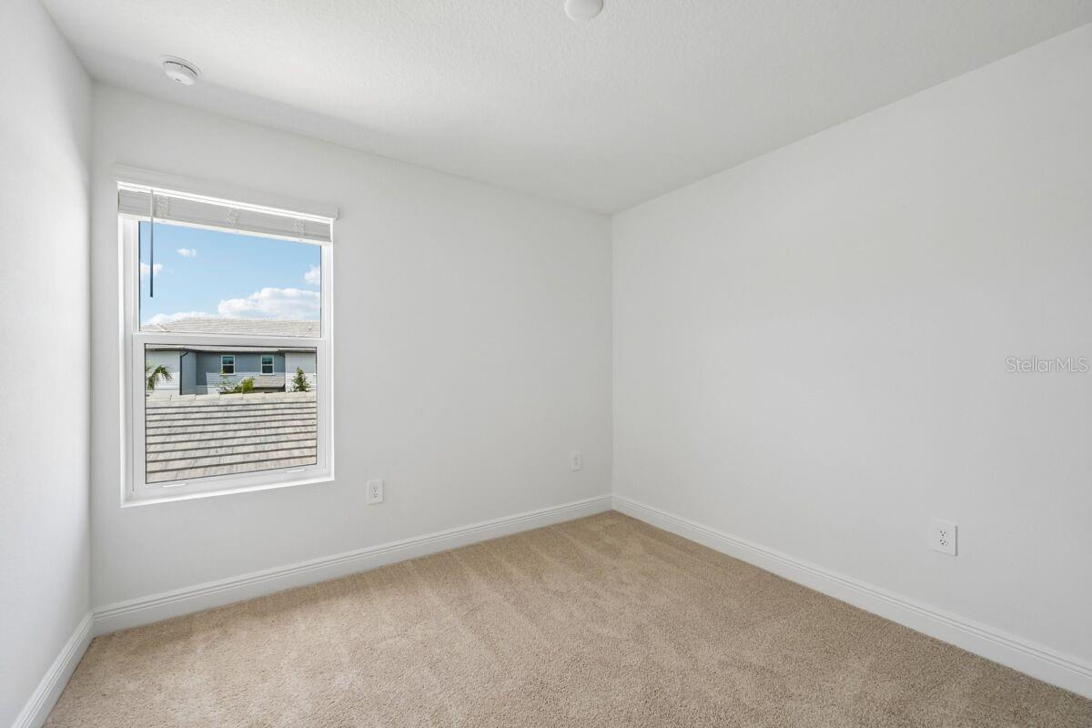 17712 Broadleaf Loop Property Photo 10