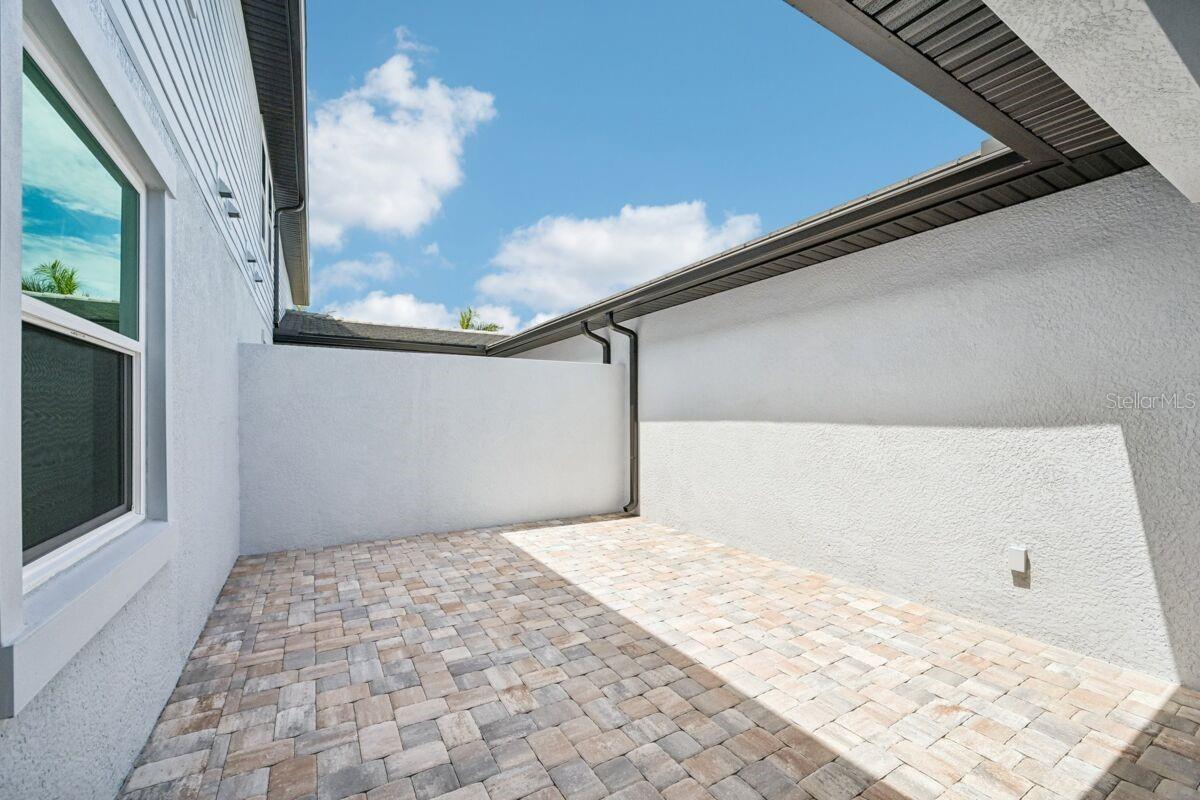 17712 Broadleaf Loop Property Photo 17