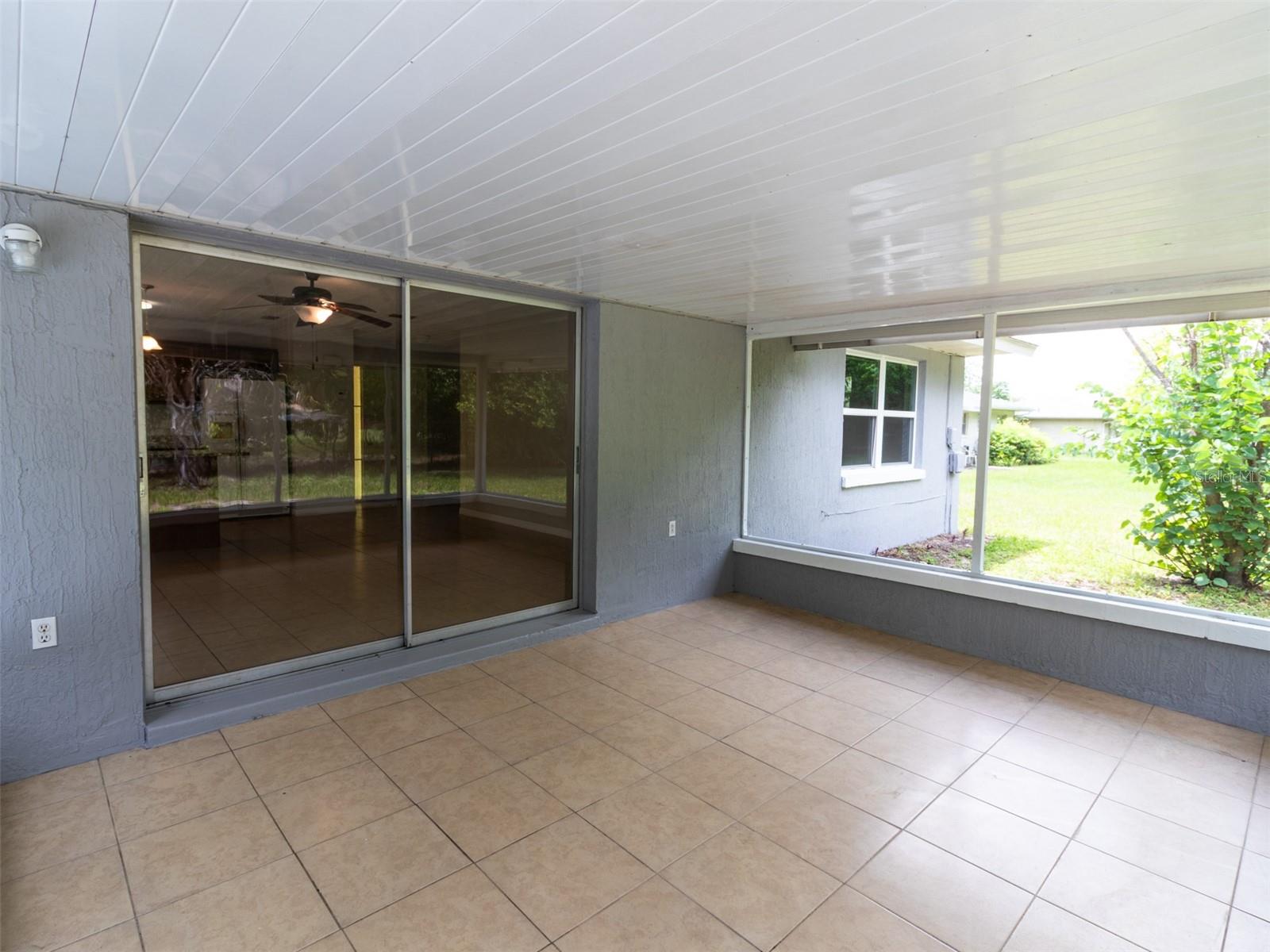 474 Spring Ln Property Photo 17