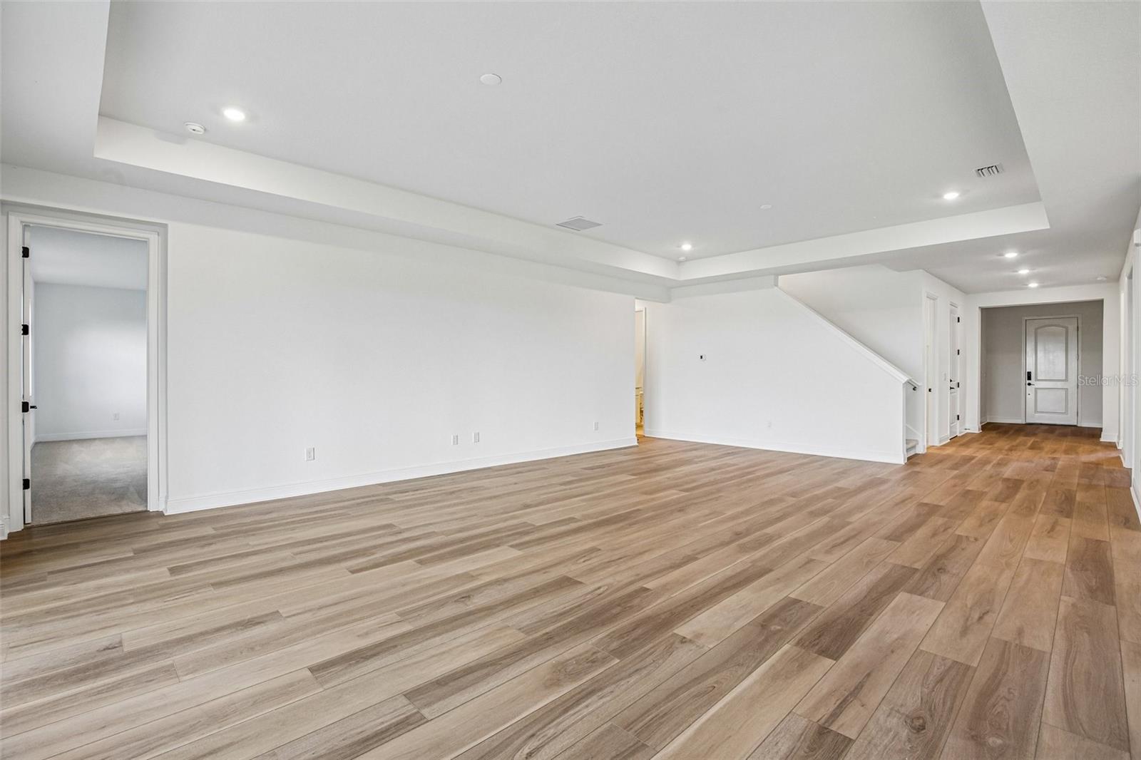 8928 Deep Horizon Loop Property Photo 14