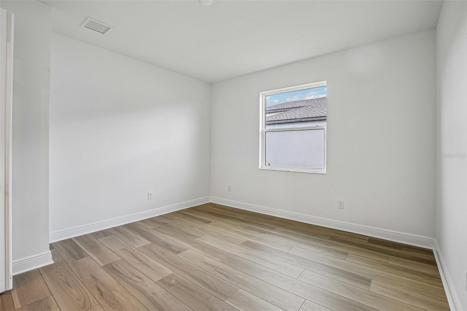 8928 Deep Horizon Loop Property Photo 17