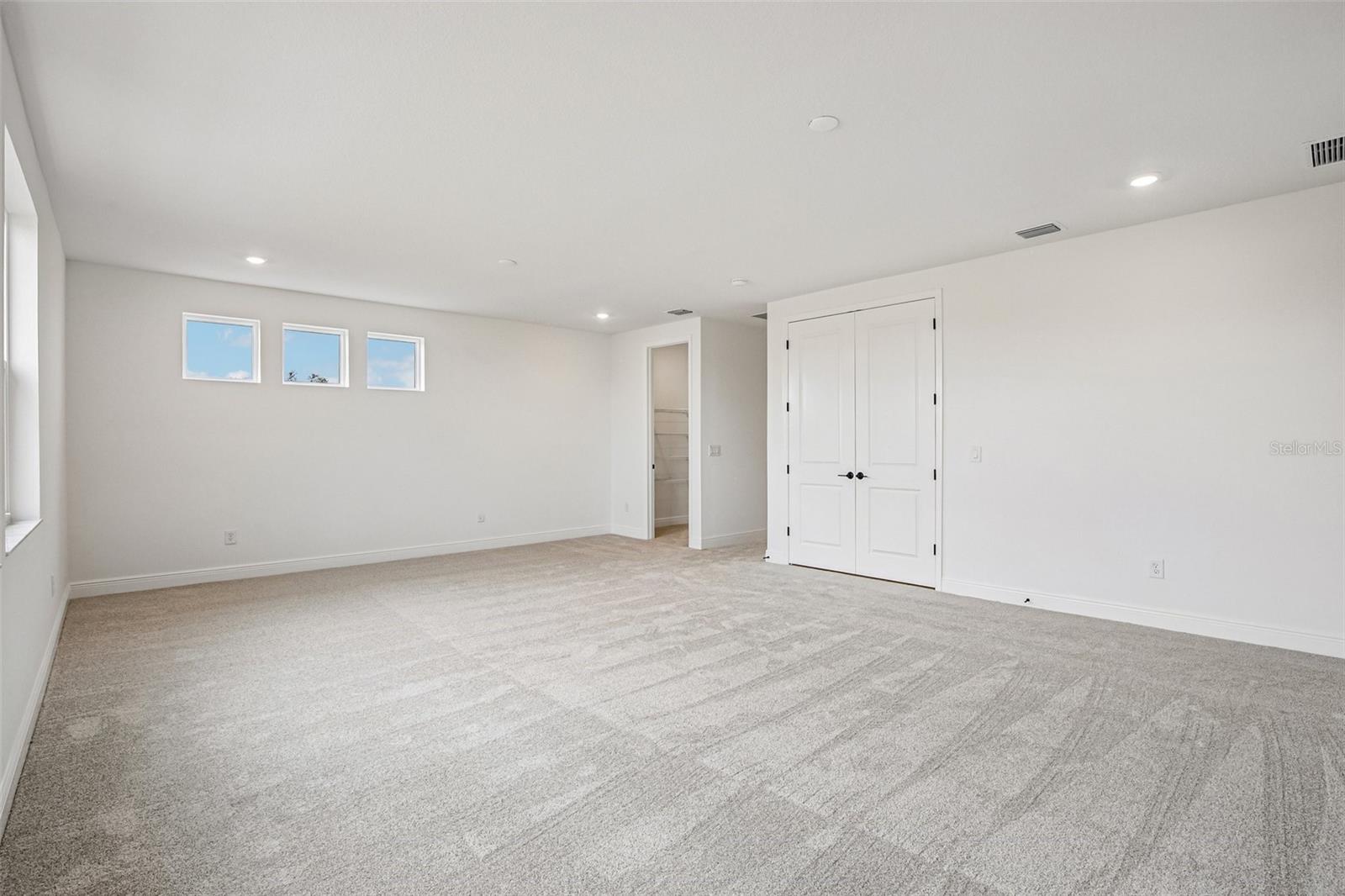 8928 Deep Horizon Loop Property Photo 33