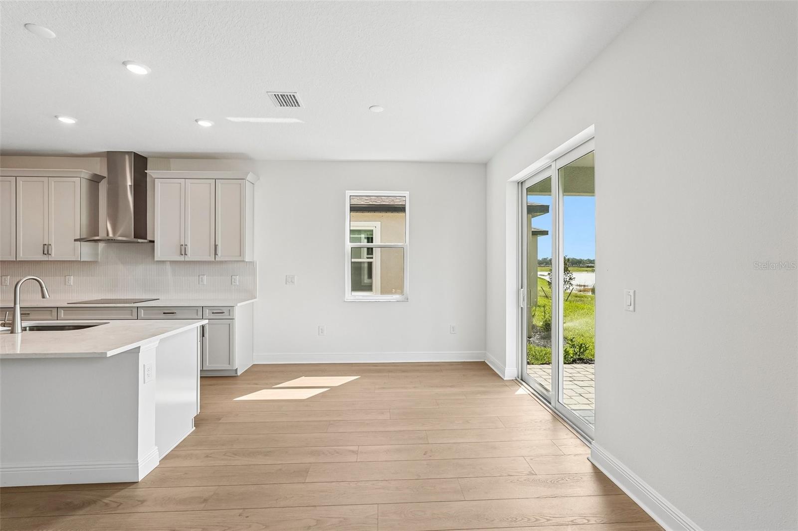 9250 Deep Horizon Loop Property Photo 6
