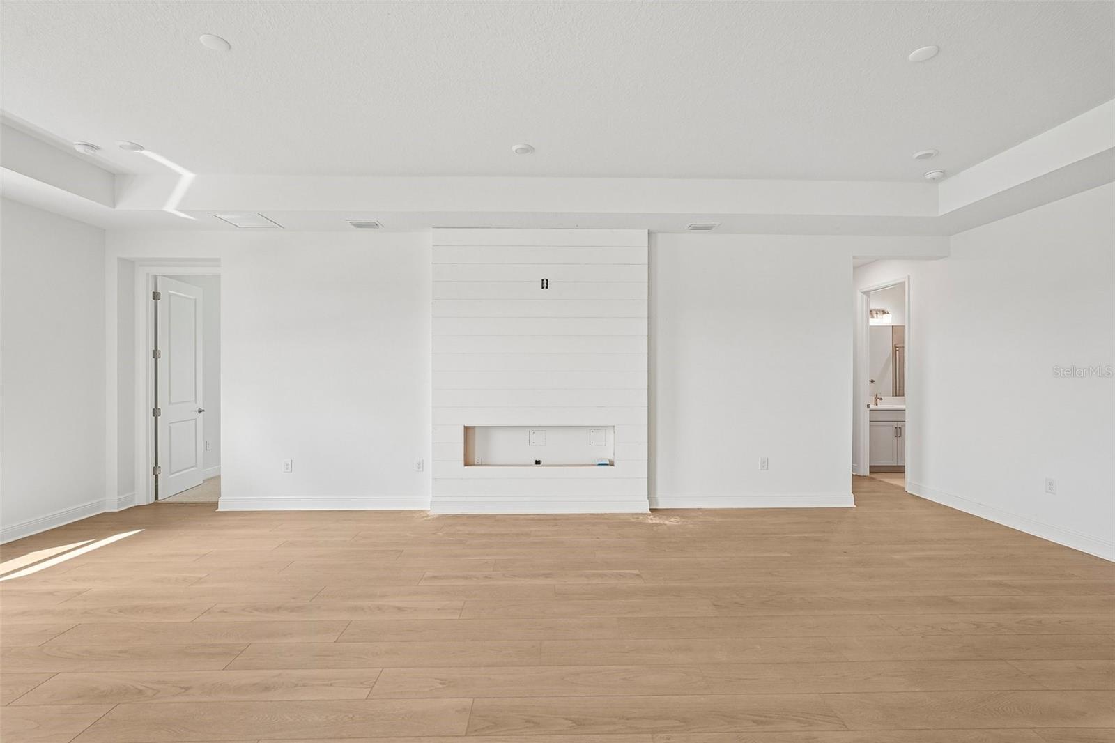 9250 Deep Horizon Loop Property Photo 8