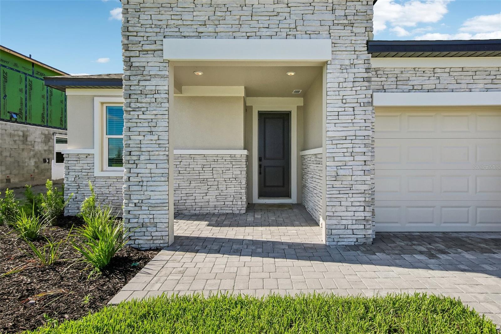 9246 Deep Horizon Loop Property Photo 2