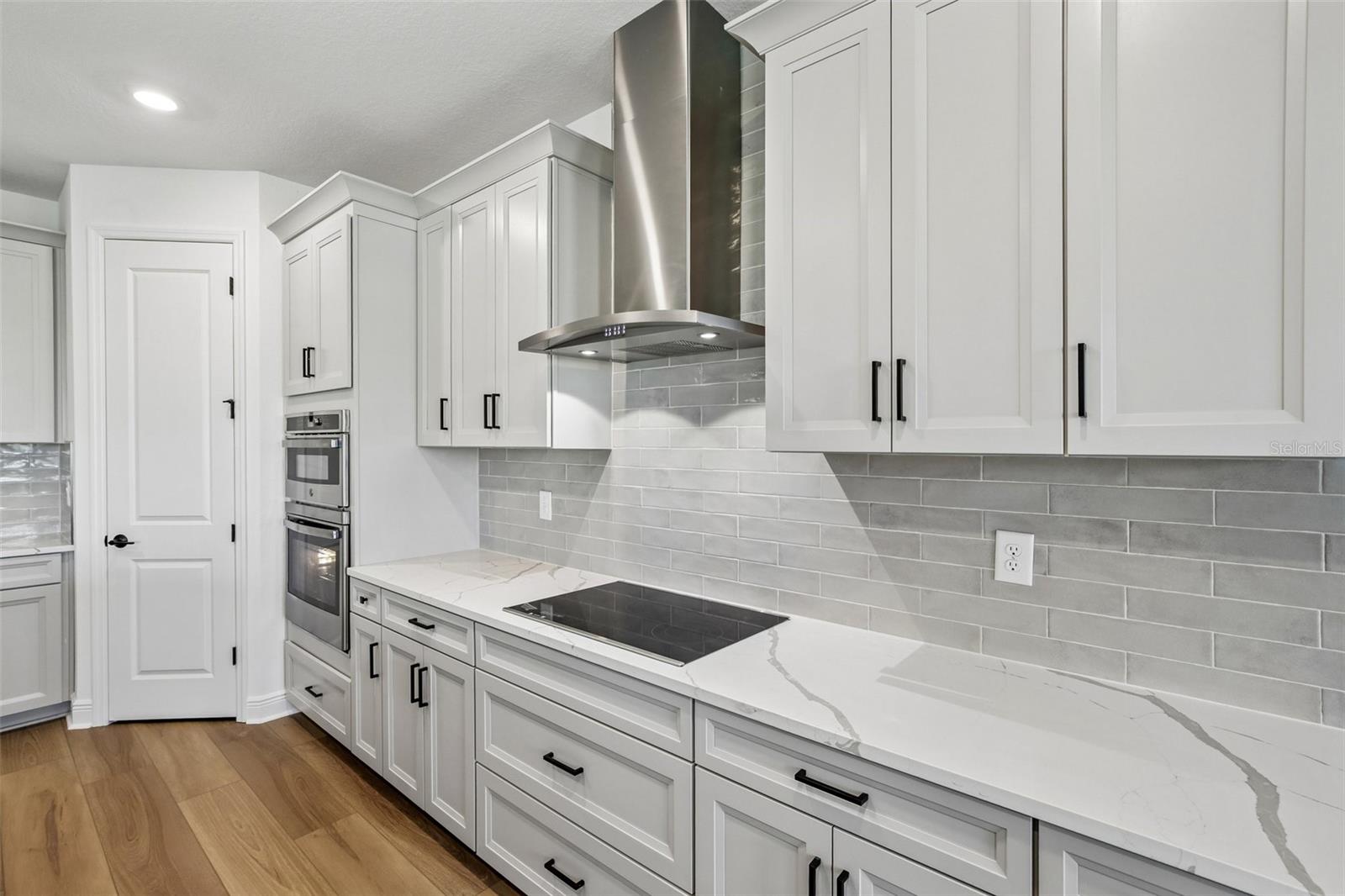 9246 Deep Horizon Loop Property Photo 8