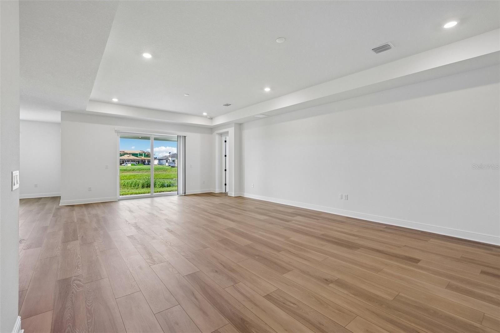 9246 Deep Horizon Loop Property Photo 15