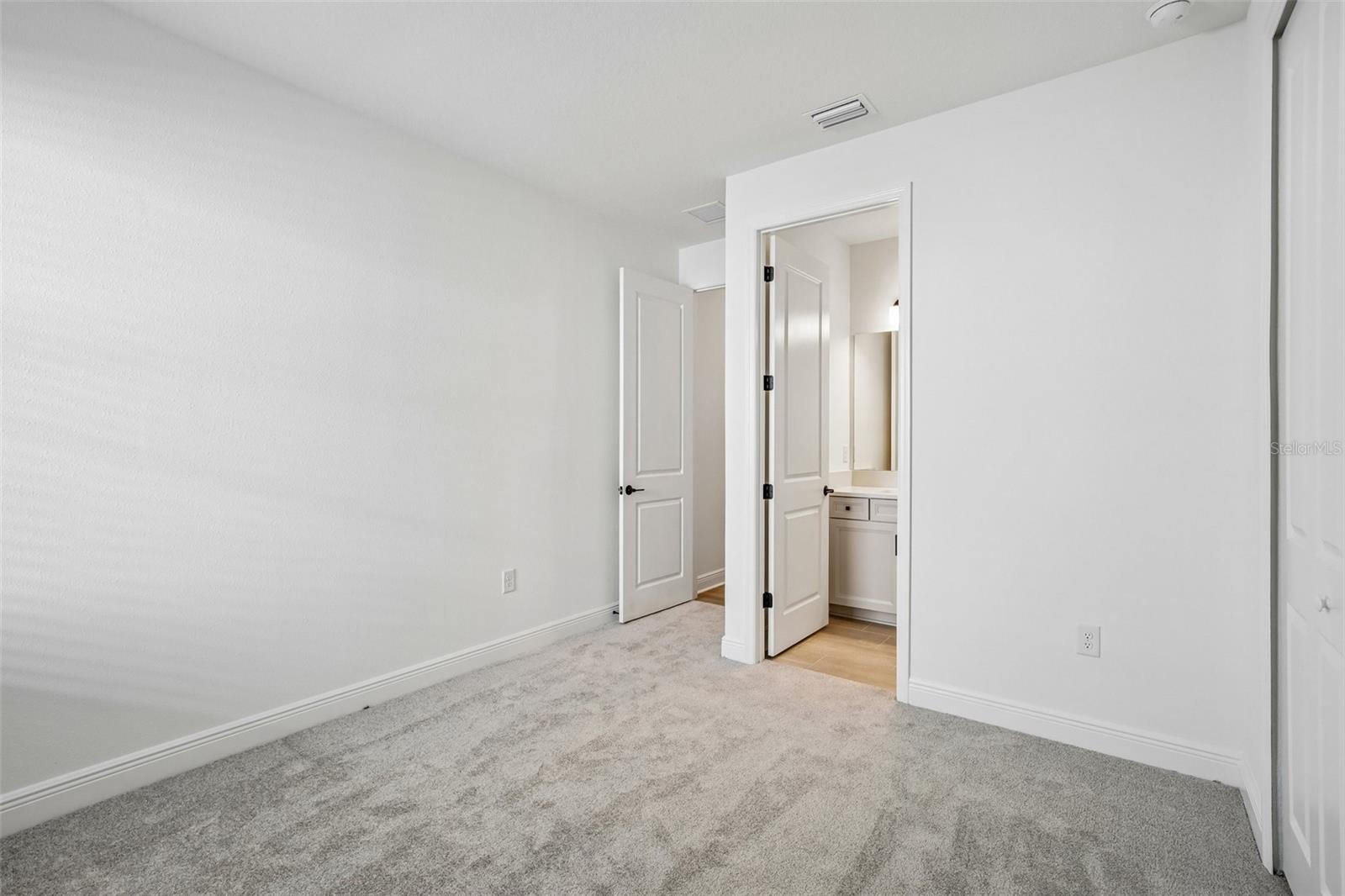 9246 Deep Horizon Loop Property Photo 21