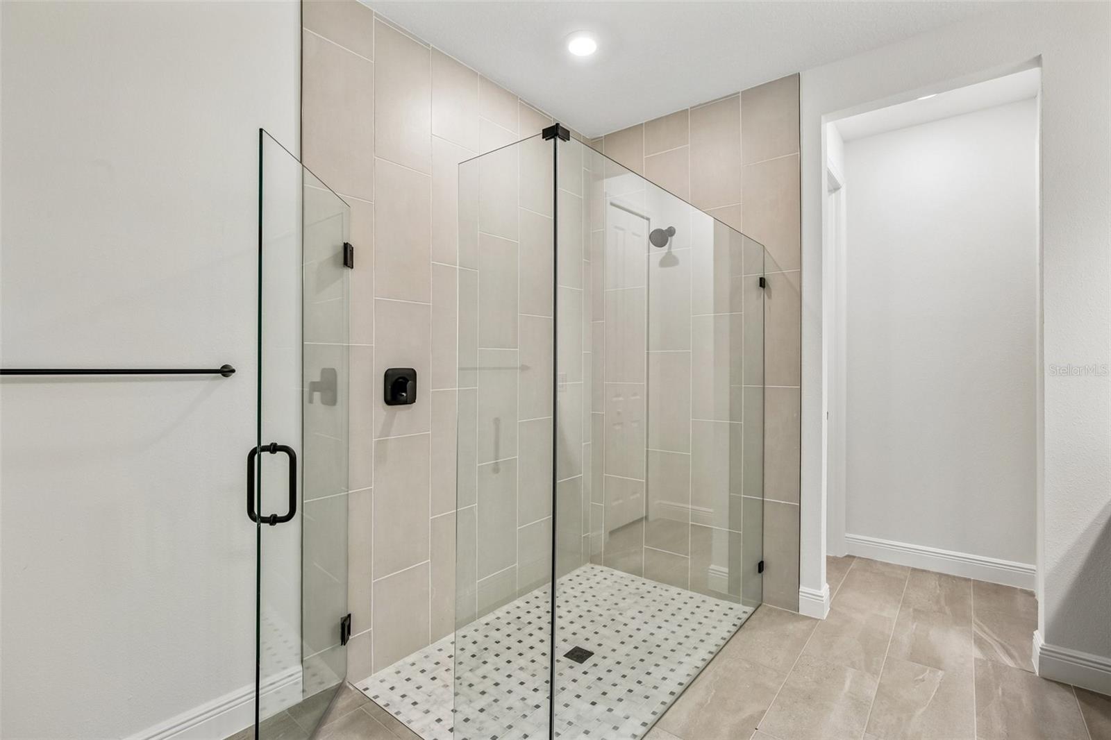 9246 Deep Horizon Loop Property Photo 31