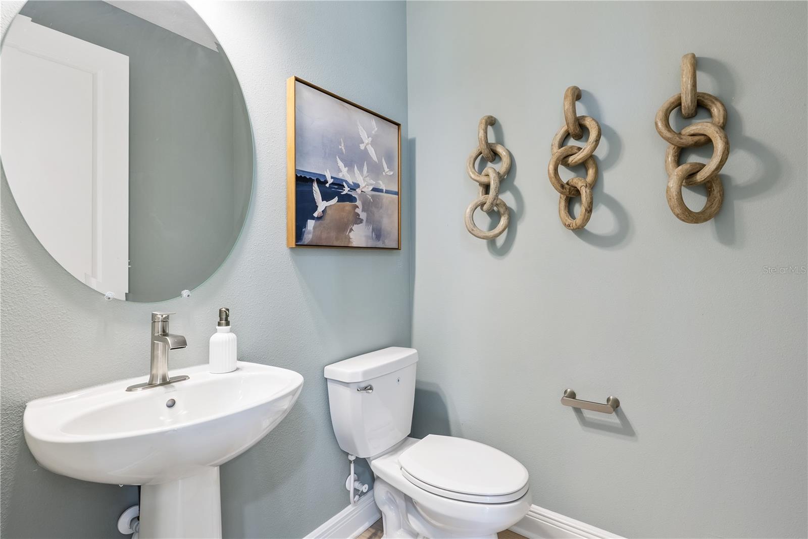 17818 Broadleaf Loop Property Photo 10