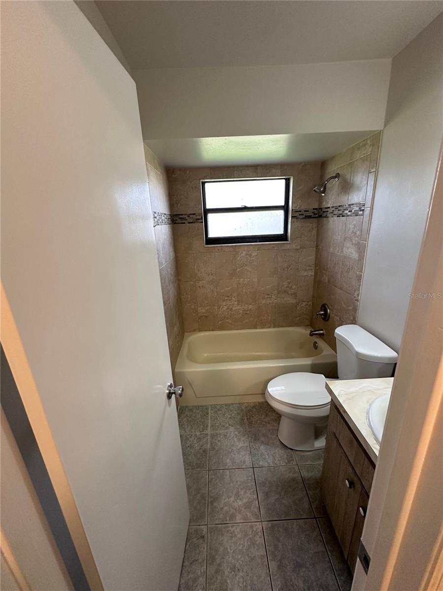 111 Louisiana Ave Property Photo 8
