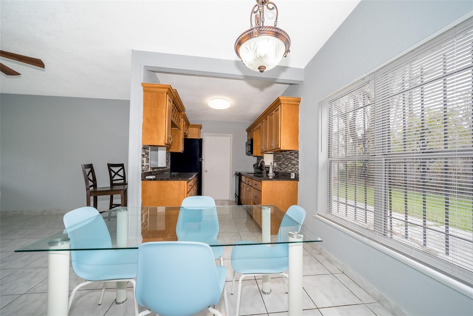 1213 Lawne Blvd Property Photo 4
